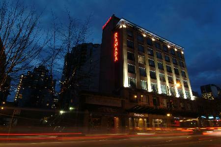 Hotel Ramada Inn & Suites Downtown Vancouver