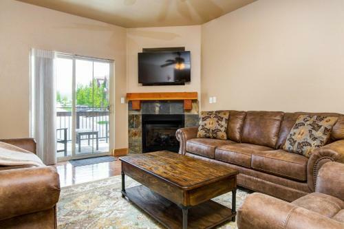Bear Hollow Village Unit 1202