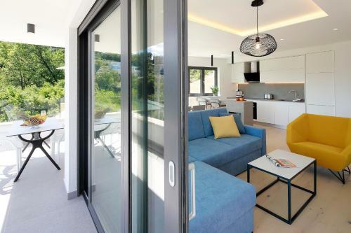 Modena Maris-new Swim-grill-relax-jacuzzi Apartments