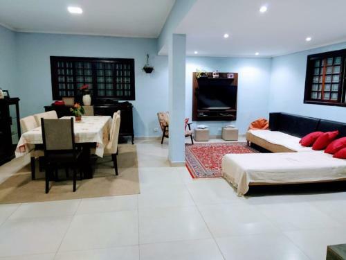 Casa Na Quadra Da Praia!