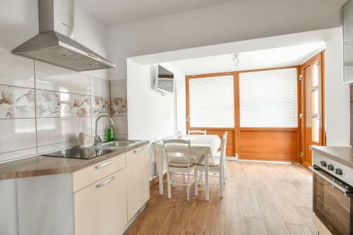 Sunny Apartments Milka