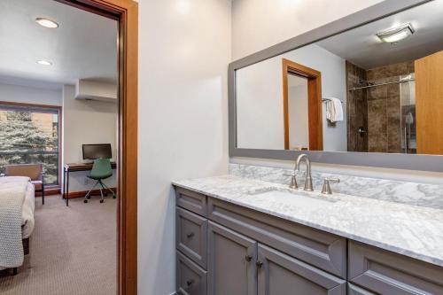 Silver Cliff Village 205