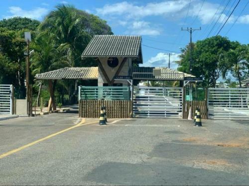 Excelente Casa Com Piscina E Academia.