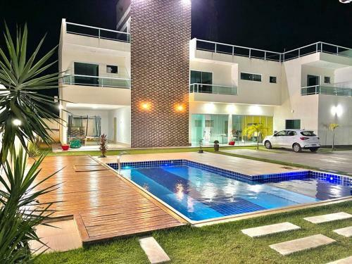 Casa Ampla E Aconchegante, Com Piscina.
