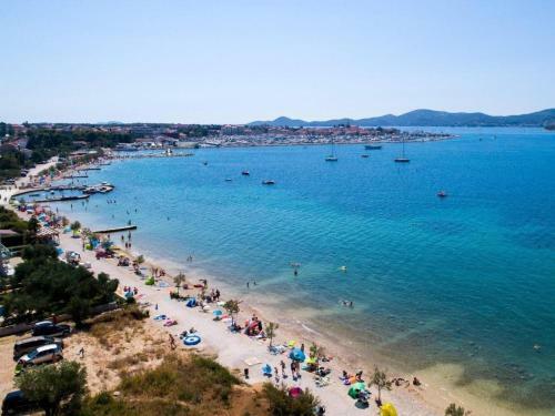 Apartamento Holiday Home Marica, Biograd