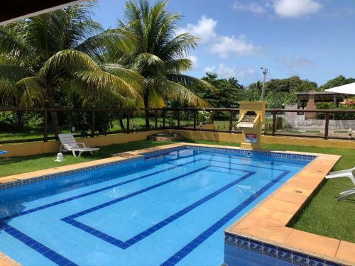 Guarajuba - Ba - Confort�vel Casa Com 3 Quartos, 2 Suites