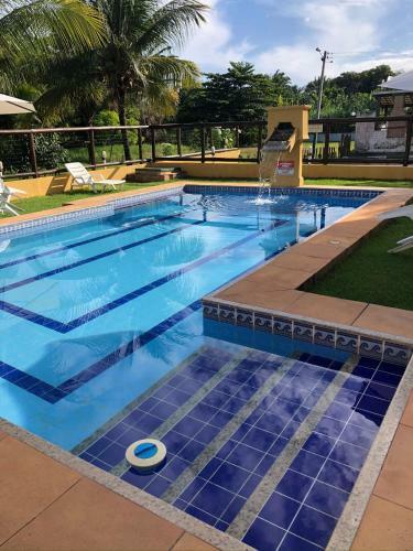 Guarajuba - Ba - Confort�vel Casa Com 3 Quartos, 2 Suites