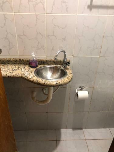 Guarajuba - Ba - Confort�vel Casa Com 3 Quartos, 2 Suites