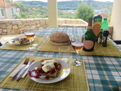 Kaprije Mistral Apartment