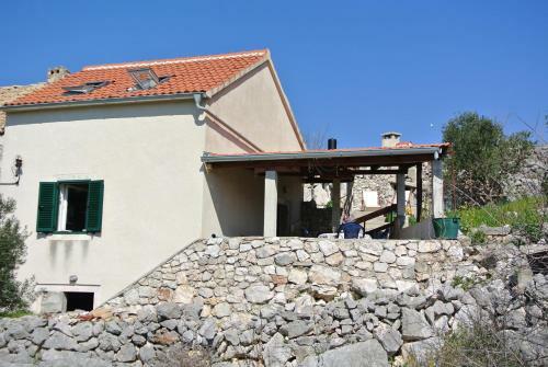 Kaprije Mistral Apartment