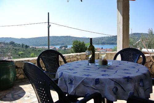 Kaprije Mistral Apartment