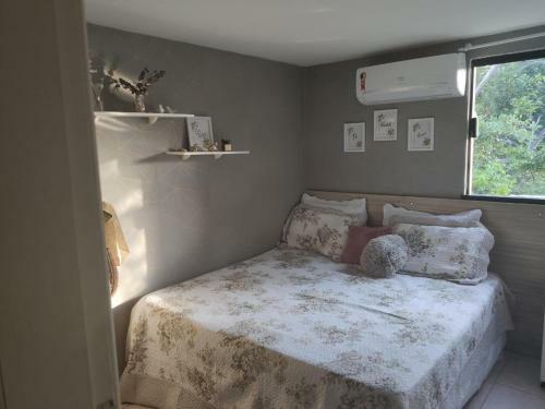 Apartamento Village Em Guarajuba Com 2/4 E Su�te