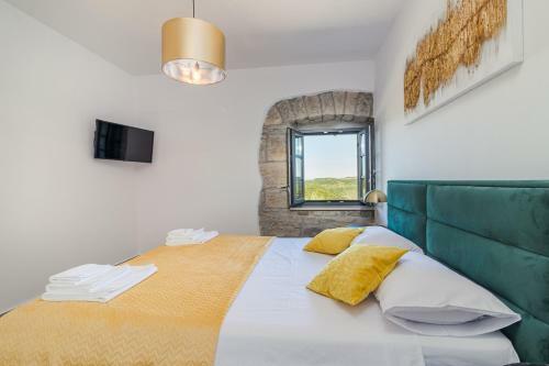 Villa Grazia With Heated Pool