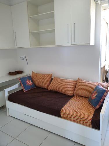 Apartamento Bosque De Guarajuba, Com Vista Mar.