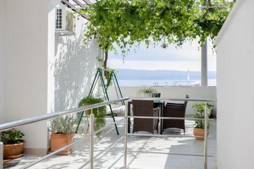 New Modern Apartment , Close To The Beach