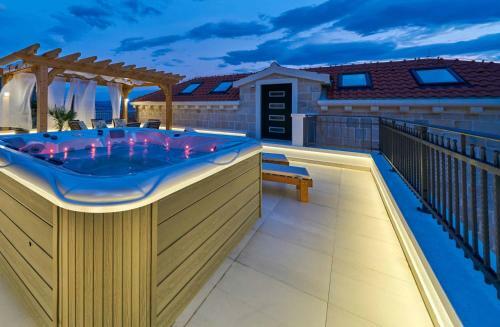 Villa Luxury Residence Mladenka