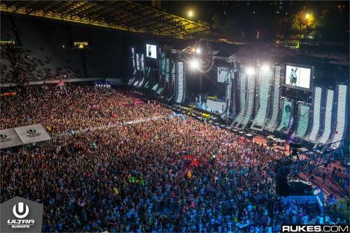 Big Group Apartment , Next To The Beach