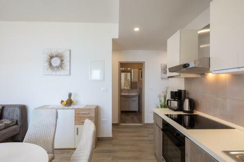 Apartments 20 Meters From The Beach