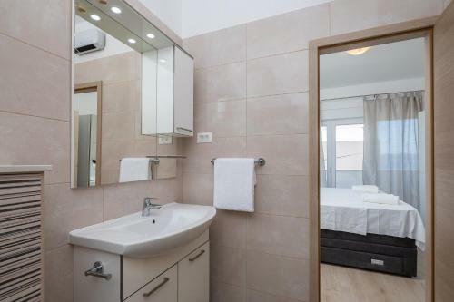 Apartments 20 Meters From The Beach