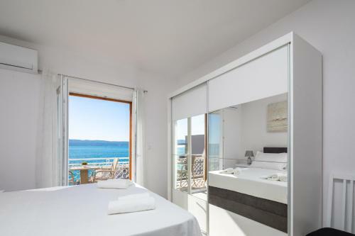 Apartments 20 Meters From The Beach