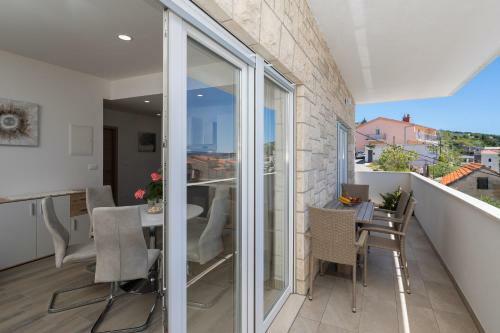 Apartments 20 Meters From The Beach