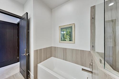 Juniper Landing Unit 905