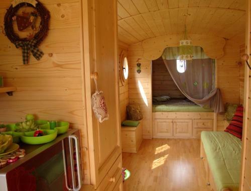 Maison D'h�tes La Roulotte Des 4 Saisons