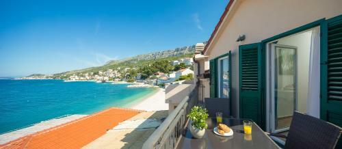 Apartamentos The Beach Suites