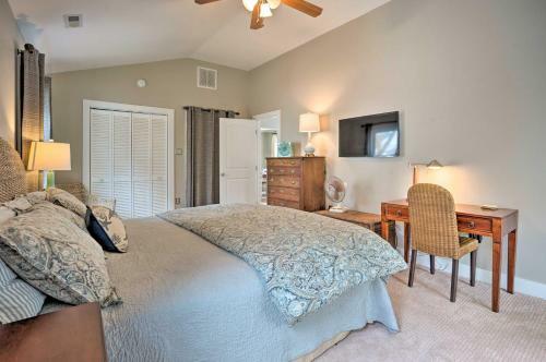 Urbanna Cottage With Private Yard And Water Views