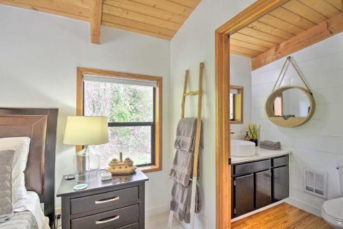 Apartamento Sunny Bainbridge Island Haven 1 Block To Beach!