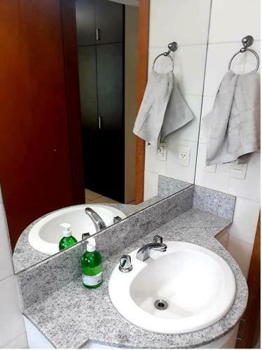 Apartamento Flat Padr�o Biarritz Regiao. Quarto 607
