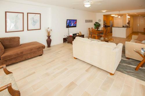 The Sanctuary - Bayview Beauty B330