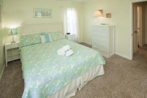 Bayside Bungalow