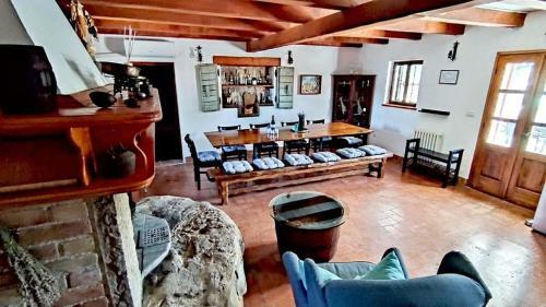 La Dolce Villa - With Heated Swimming Pool