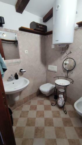 La Dolce Villa - With Heated Swimming Pool