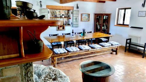 La Dolce Villa - With Heated Swimming Pool