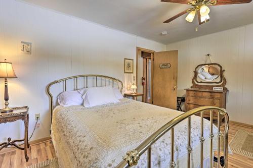 Charming Oakhill House - 2 Mi To Dtwn Dells