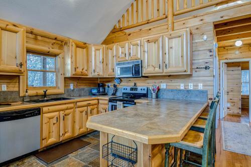 Dreaming Tree Of Lake Lure