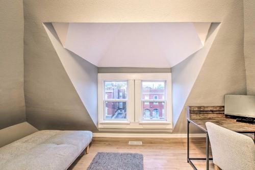 Bright Home With Backyard, 3 Miles To Downtown!