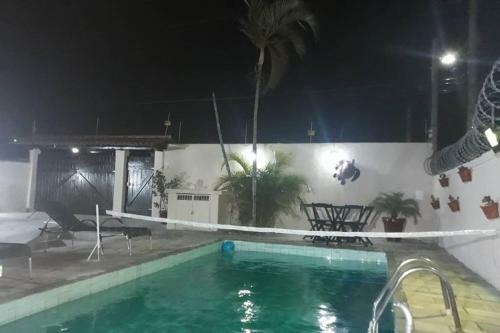 Casa Com Piscina E Mini Campo de Futebol Em Cabo Frio