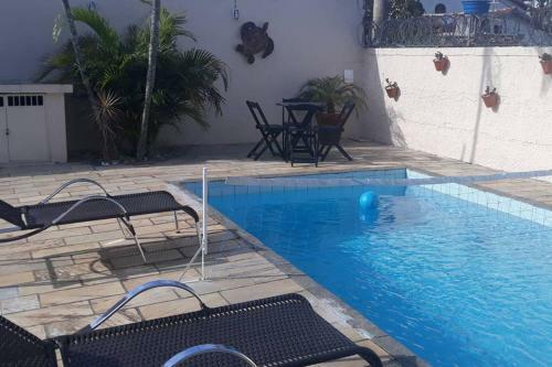 Casa Com Piscina E Mini Campo de Futebol Em Cabo Frio