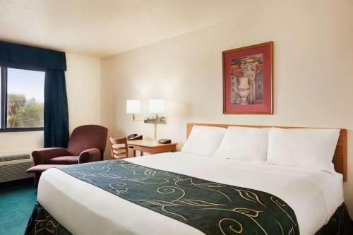 Hotel Travelodge By Wyndham Vaughn