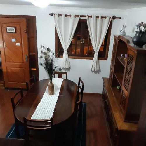 Silv�rios Su�tes Da Montanha