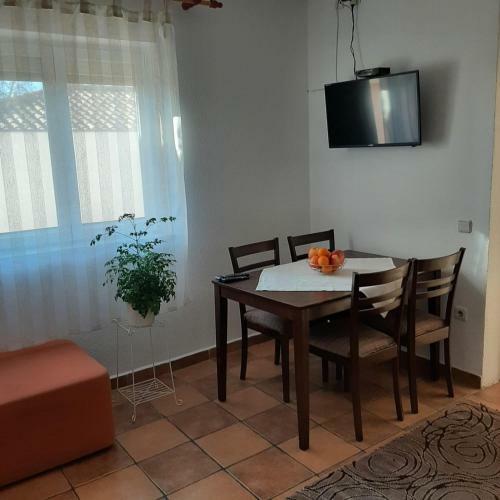 Apartman Dobric Fa?ana