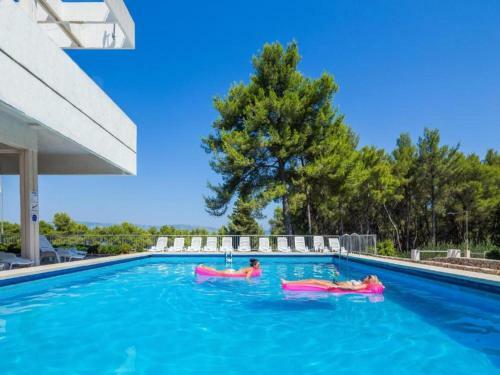 Hostal Room In Guest Room - Commodious All Inclusive Double Room With Sea View