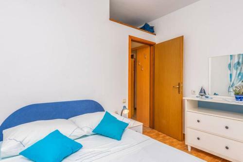 Apartment Mira 3