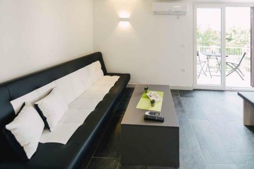 Apartments In Klimno - Insel Krk 42235