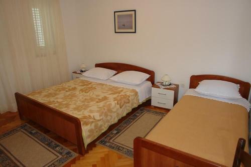 Apartments With A Parking Space Mandre, Pag - 18748