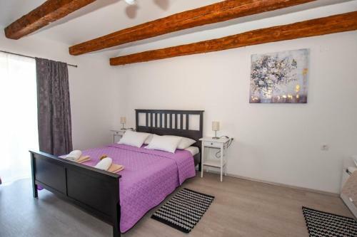Holiday Home Ante - Garden Terrace