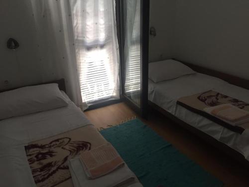 Apartments With A Parking Space Mandre, Pag - 13944